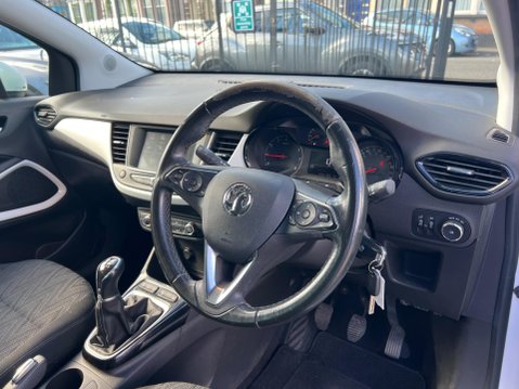 Vauxhall Crossland X 1.2 Griffin Euro 6 (s/s) 5dr 16