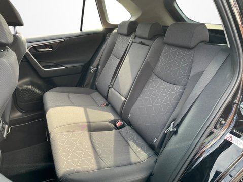 Toyota Rav 4 Icon 2.5 VVT-i Hybrid Icon 5dr CVT 2WD 36
