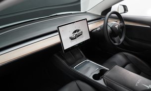 Tesla Model 3 MODEL 3 RWD 19'' Sport Alloy Wheels Ryzen GROK AI Heat Pump One Owner VATQ 2