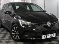 Renault Clio ICONIC TCE 19