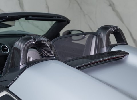 Porsche 718 SPYDER RS 37