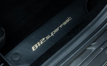 Ferrari 812 Superfast 22