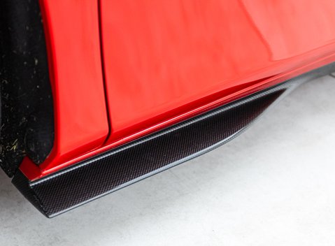 Ferrari F8 Spider 31