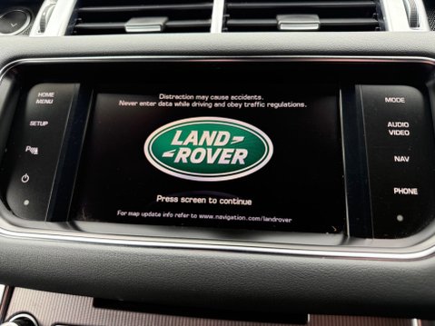 Land Rover Range Rover Sport 3.0 SD V6 HSE SUV 5dr Diesel Auto 4WD Euro 5 (s/s) (292 ps) 38