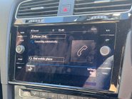 Volkswagen Golf 2.0 Golf R TSi 4Motion Semi-Auto 4WD 5dr 21