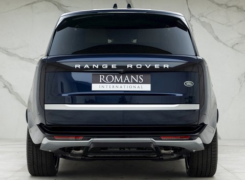 Land Rover Range Rover P530 Autobiography LWB 7 Seater 5