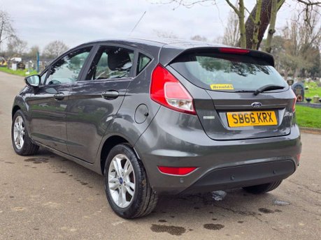 Ford Fiesta 1.0T EcoBoost Zetec Powershift Euro 6 5dr 4