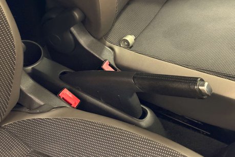 Volkswagen Up 1.0 High up! Hatchback 5dr Petrol ASG Euro 6 (75 ps) 39