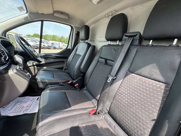 Ford Transit Custom AUTO LWB [SOLD MT] L2H1 Low Roof Sport 320 Air Con Alloys Sensors Cam EUR 12