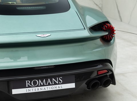 Aston Martin Vanquish ZAGATO 30