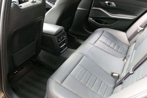 BMW 3 Series 3.0 M340d xDrive MHEV Auto 4WD 5dr 19