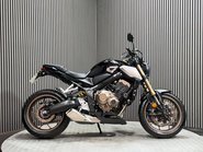 Honda CB650R 2020 NEO SPORT CAFE 9K MODERN CLASSIC 650CC 4