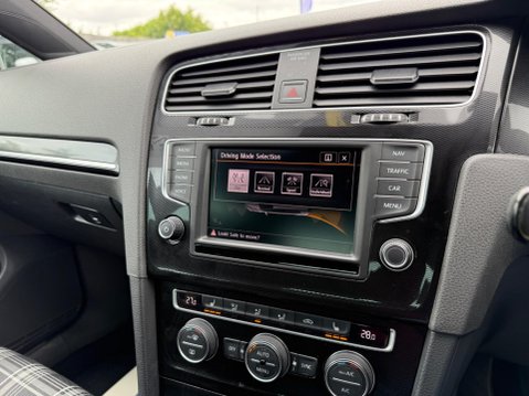 Volkswagen Golf 2.0 TDI BlueMotion Tech GTD Euro 6 (s/s) 5dr 29