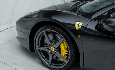 Ferrari 458 SPIDER 36