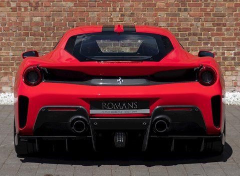 Ferrari 488 Pista 5
