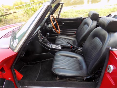 Alfa Romeo Spider 2000 Spider Veloce 18