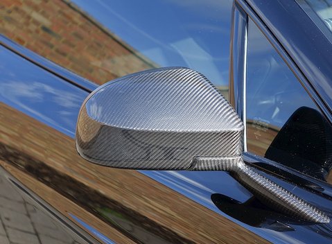 Aston Martin Vanquish Carbon Edition 6