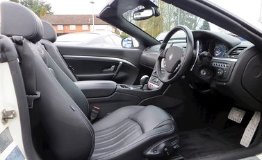 Maserati Grancabrio 16