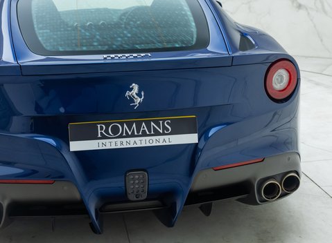 Ferrari F12 Berlinetta 29