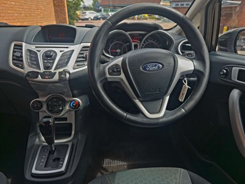 Ford Fiesta 1.4 Fiesta Zetec Auto 5dr 29