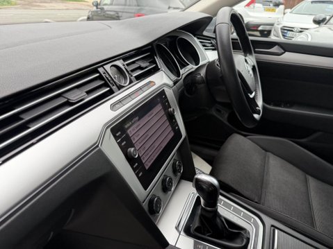 Volkswagen Passat 1.4 TSI SE Business DSG Euro 6 (s/s) 5dr 17