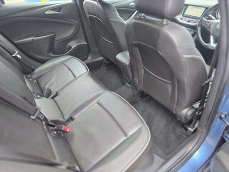 Vauxhall Astra 1.4i Turbo Elite Nav Hatchback 5dr Petrol Auto Euro 6 (s/s) (150 ps) 28
