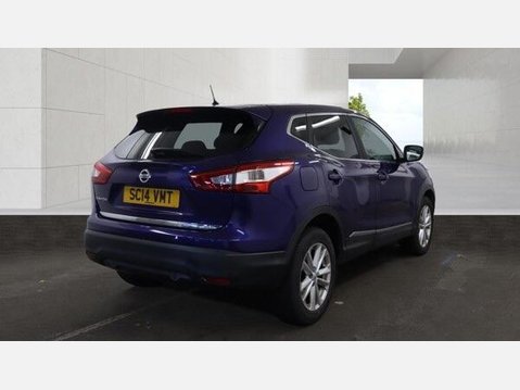 Nissan Qashqai 1.2 DIG-T Acenta Premium 2WD Euro 5 (s/s) 5dr 5