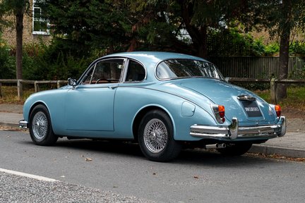 Jaguar Mark II Fixed Head Coupé 4