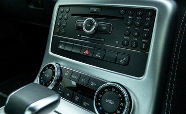 Mercedes-Benz SLS AMG 19