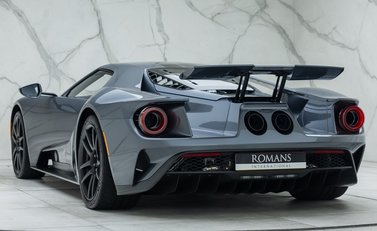 Ford GT Carbon Series 13