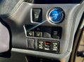 Toyota Esquire Hybrid 1.8 Hybrid Gi Edition 13