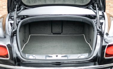 Bentley Flying Spur V8 S Mulliner 38