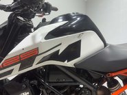 KTM Duke 2019 24k SPARE OR REPAIR PROJECT BIKE NAKED 125CC LEARNER BIKE 12
