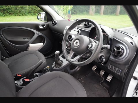 Smart Forfour 1.0 Urbanshadow Euro 6 (s/s) 5dr 15