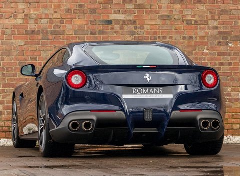 Ferrari F12 Berlinetta 3