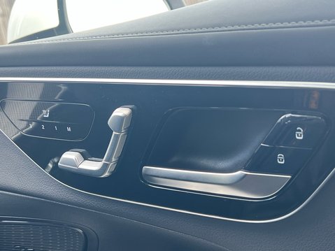 Mercedes-Benz GLC GLC 300 4MATIC AMG LINE MHEV 36