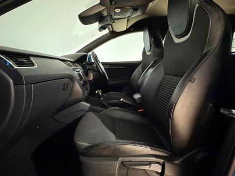 Skoda Octavia VRS TDI CR DSG 17