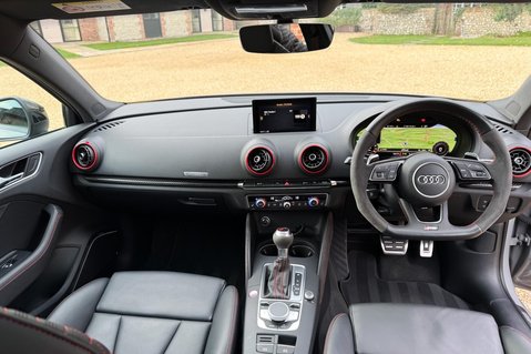 Audi RS3 2.5 TFSI S Tronic quattro Euro 6 (s/s) 4dr 40