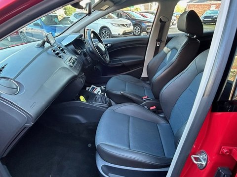 SEAT Ibiza TSI I-TECH 11