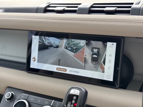 Land Rover Defender 2.0 P300 S SUV 3dr Petrol Auto 4WD Euro 6 (s/s) (300 ps) 31