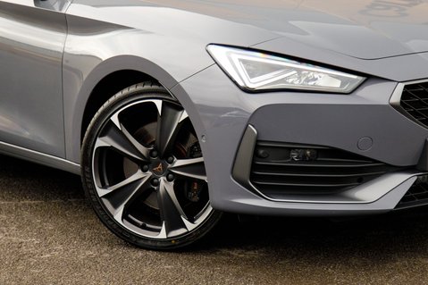 Cupra Leon VZ2 DSG 11