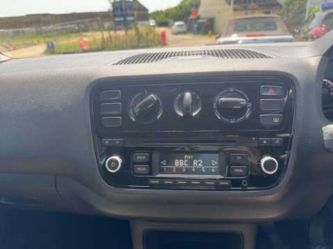 Volkswagen Up 1.0 Take up! Euro 5 3dr 11