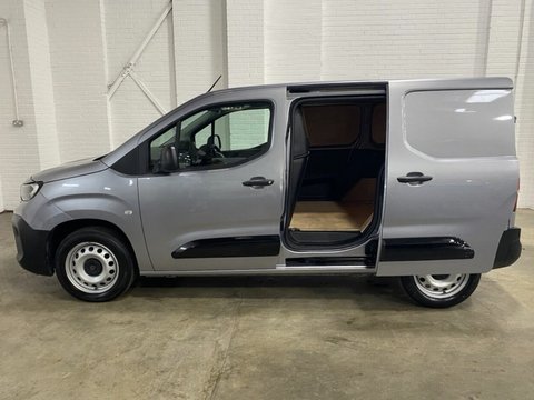 Peugeot Partner BLUEHDI PROFESSIONAL L1 11