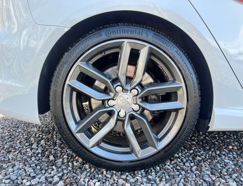 Audi S3 2.0 S3 Sportback Quattro 4WD 5dr 14