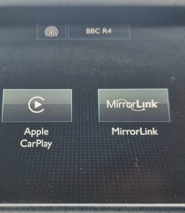 Peugeot 208 PURETECH ACTIVE.. 6 SERVICES.. 1 PREVIOUS KEEPER.. £20 ROAD TAX  3