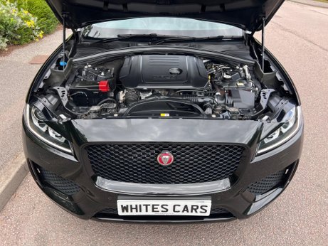 Jaguar F-Pace 2.0 D180 Chequered Flag Auto AWD Euro 6 (s/s) 5dr 50