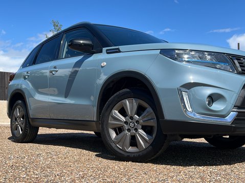 Suzuki Vitara SZ-T BOOSTERJET MHEV 14