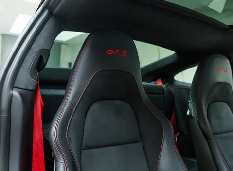 Porsche 911 Carrera 4 GTS (991.2) 15