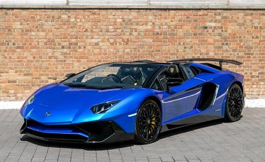Lamborghini Aventador SV LP750-4 Roadster 8