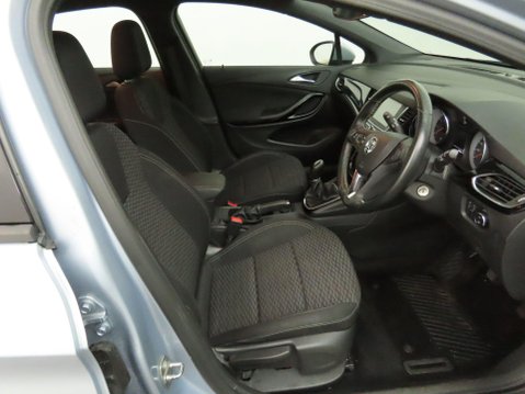 Vauxhall Astra 1.4i Turbo SRi Euro 6 5dr 7